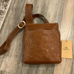 Patricia Nash Purse Tan Florence Tuscan Tooled Leather Sling Crossbody 9x10 Zip
